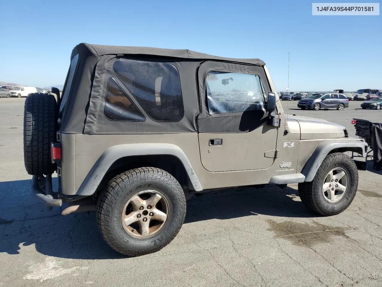 1J4FA39S44P701581 2004 Jeep Wrangler X