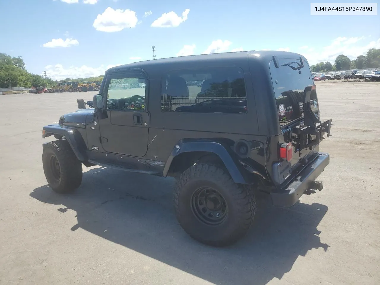 2005 Jeep Wrangler / Tj Unlimited VIN: 1J4FA44S15P347890 Lot: 61641944