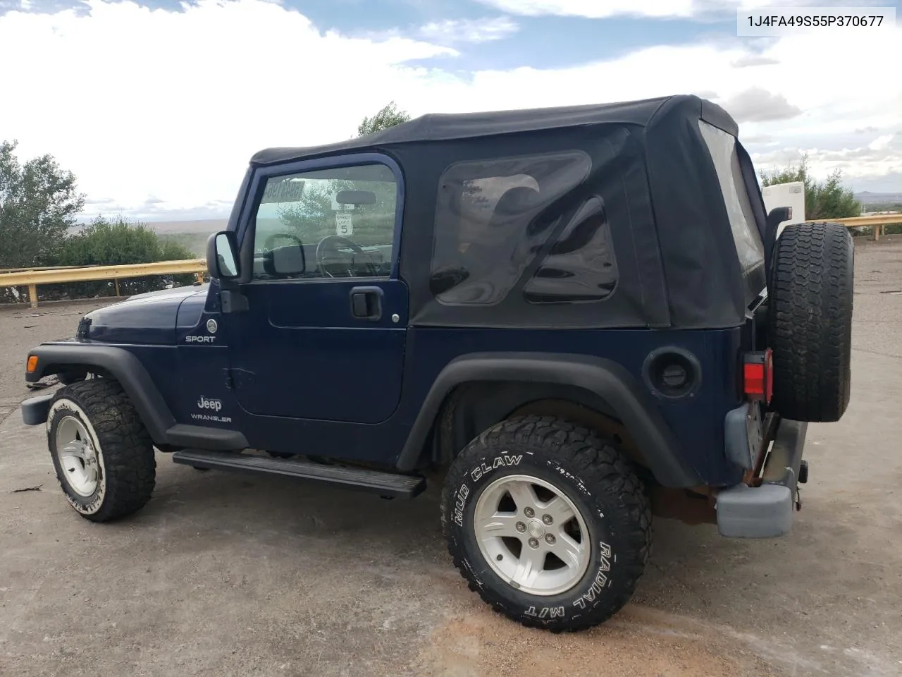 2005 Jeep Wrangler / Tj Sport VIN: 1J4FA49S55P370677 Lot: 63217394