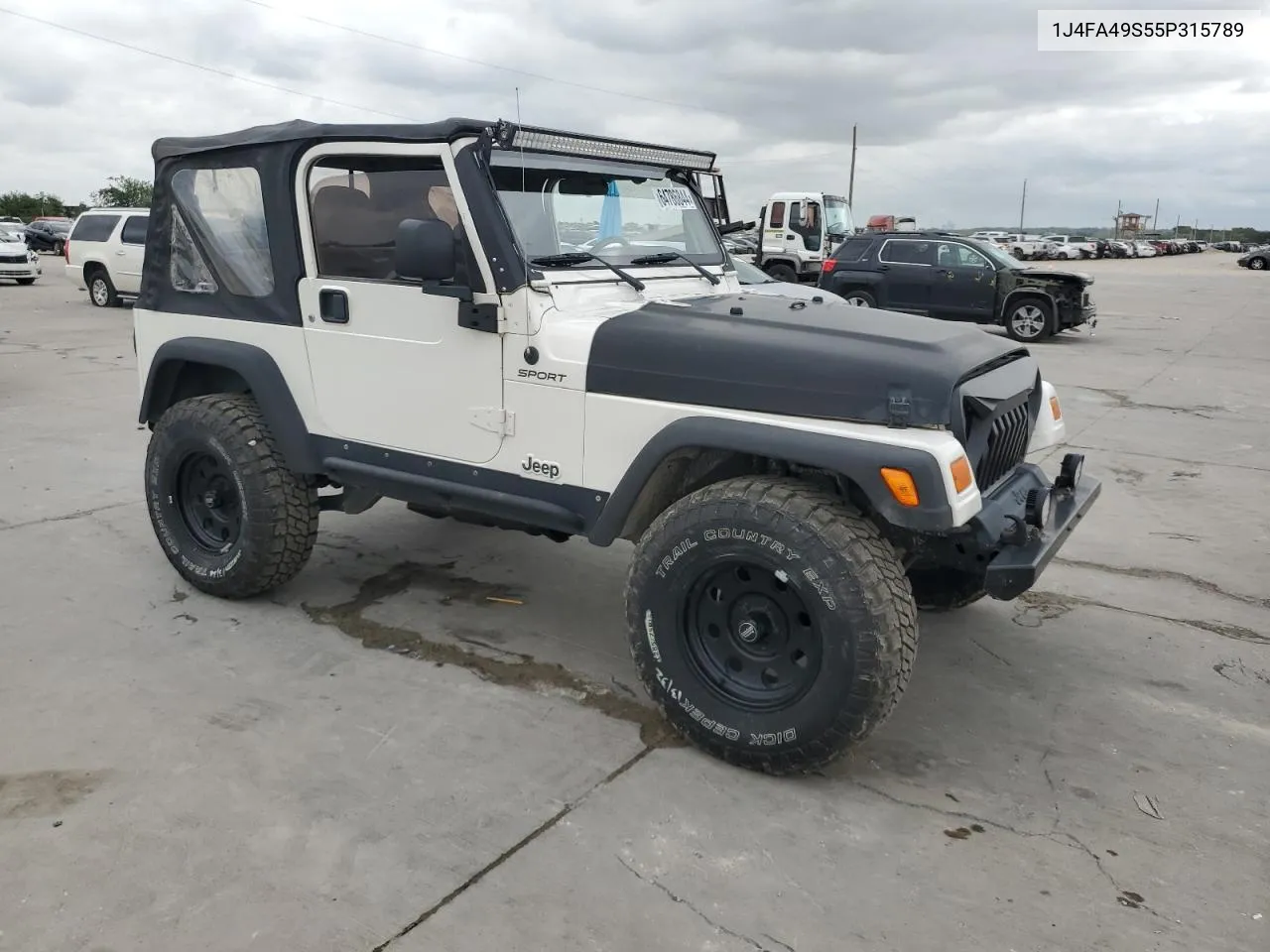 2005 Jeep Wrangler / Tj Sport VIN: 1J4FA49S55P315789 Lot: 64786844