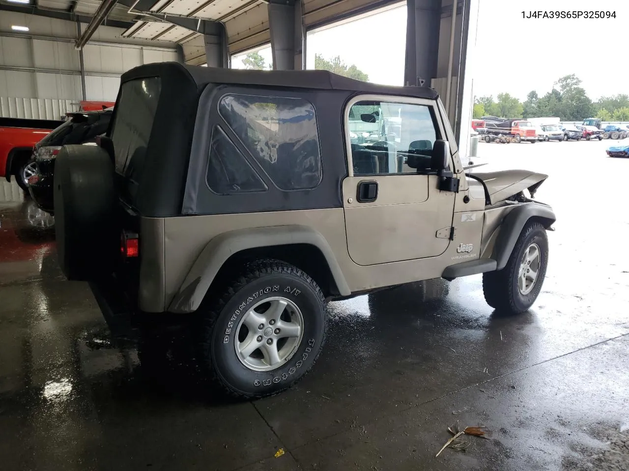 2005 Jeep Wrangler X VIN: 1J4FA39S65P325094 Lot: 69880954