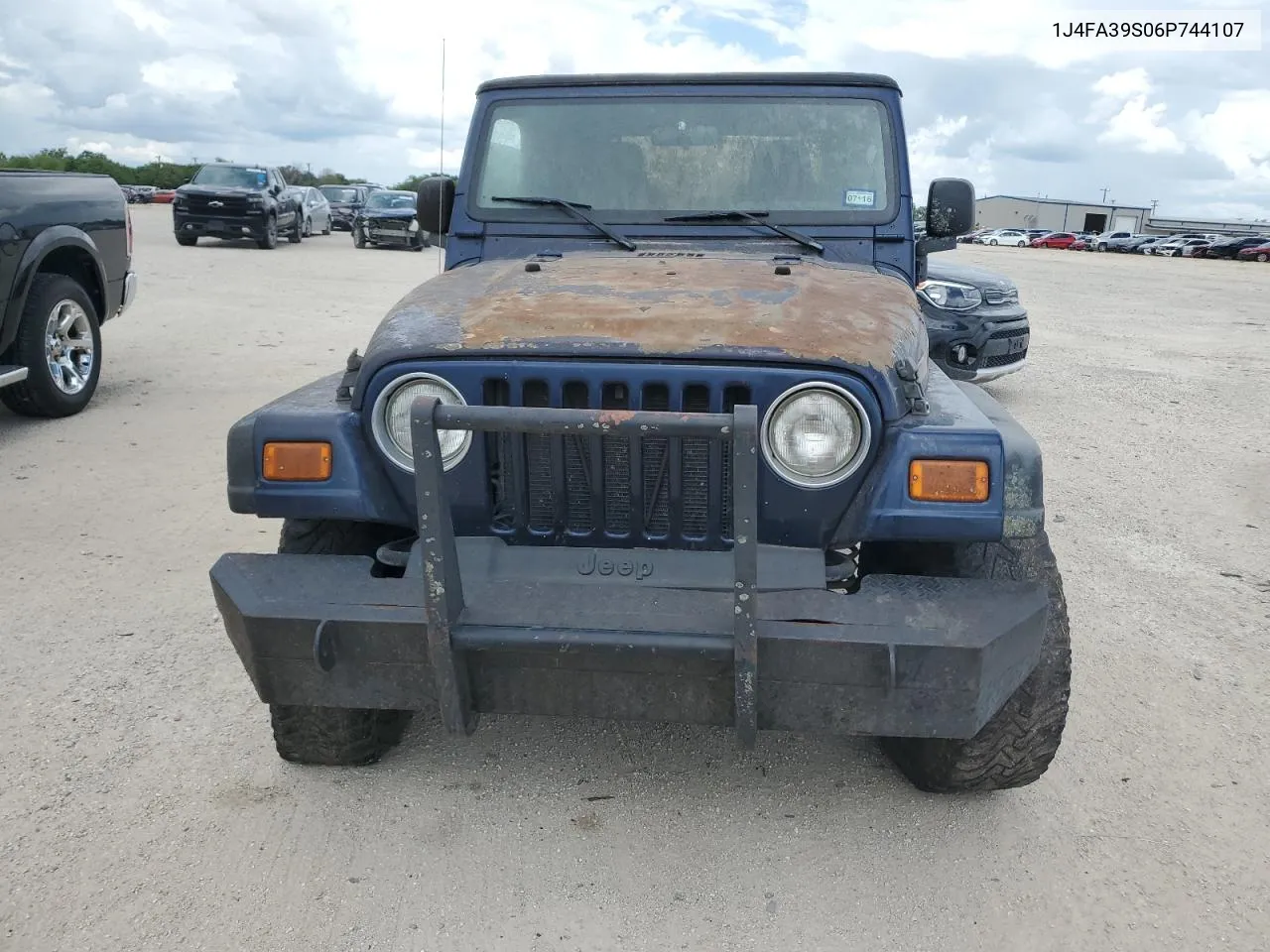 2006 Jeep Wrangler X VIN: 1J4FA39S06P744107 Lot: 63063174