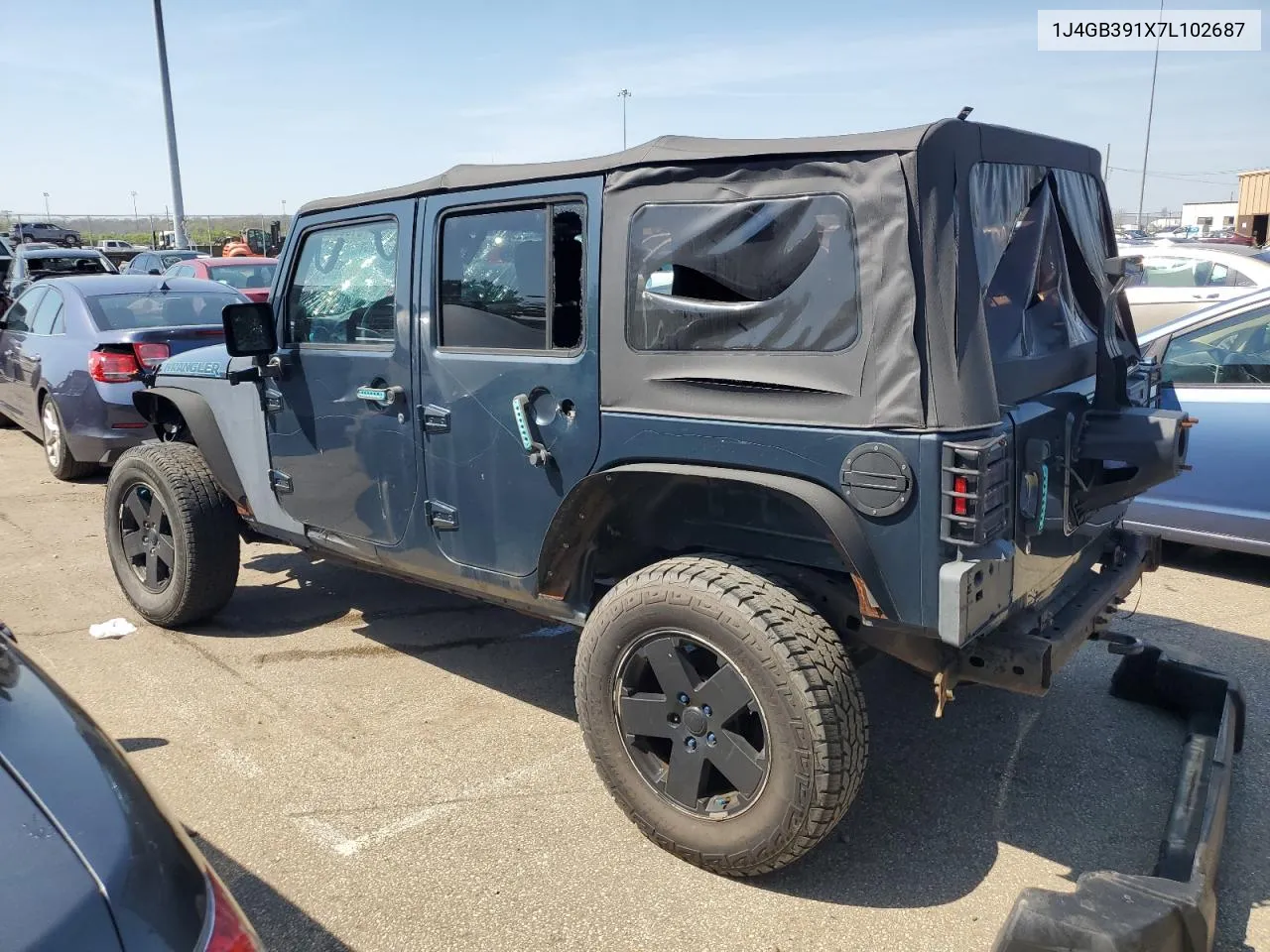 2007 Jeep Wrangler X VIN: 1J4GB391X7L102687 Lot: 51098024