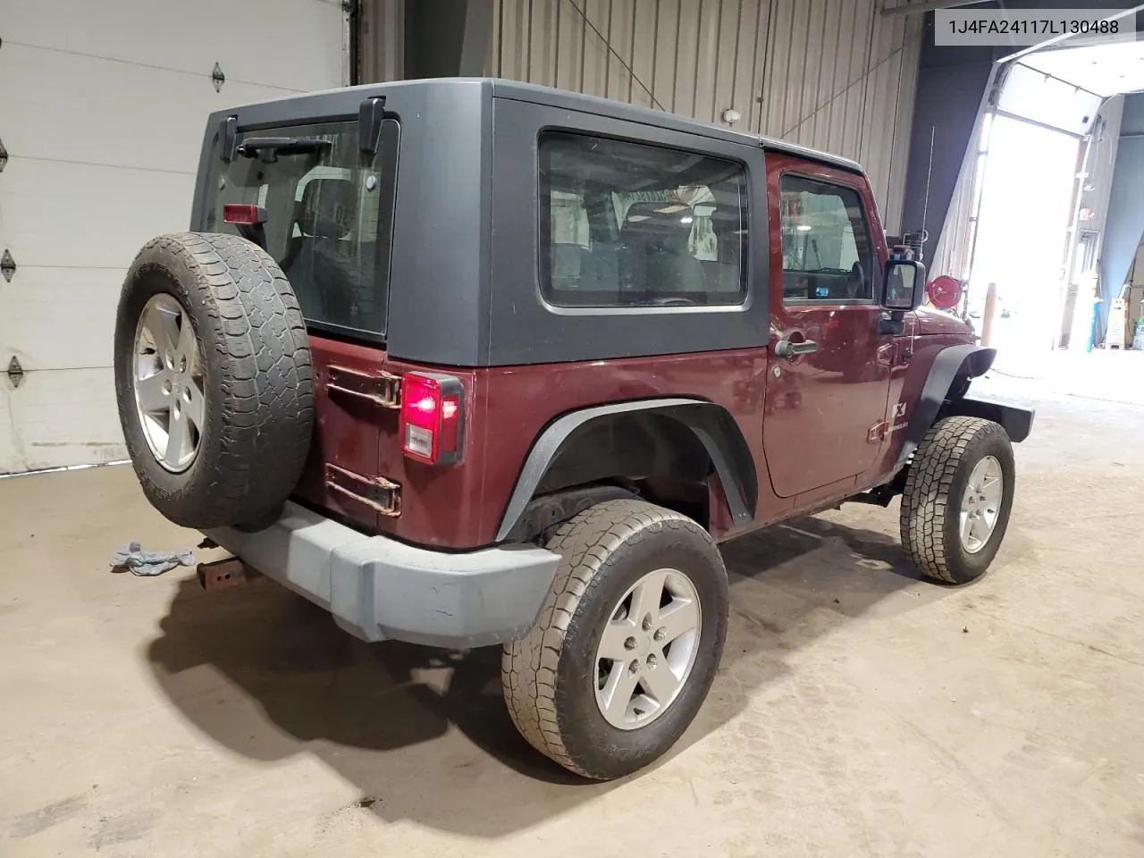 2007 Jeep Wrangler X VIN: 1J4FA24117L130488 Lot: 52879214