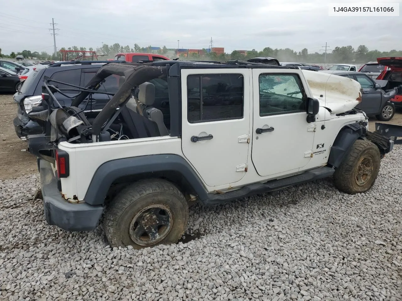 2007 Jeep Wrangler X VIN: 1J4GA39157L161066 Lot: 54341684