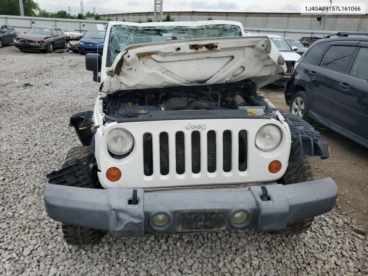 2007 Jeep Wrangler X VIN: 1J4GA39157L161066 Lot: 54341684