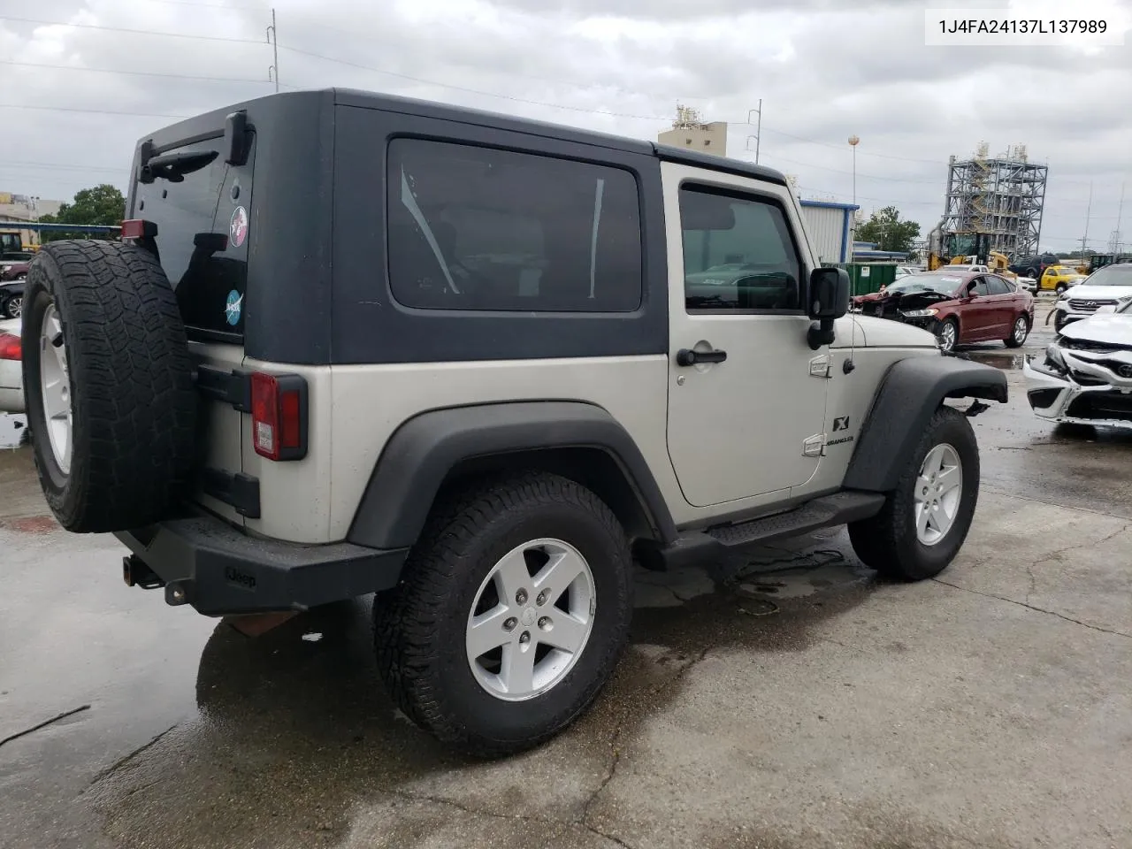 2007 Jeep Wrangler X VIN: 1J4FA24137L137989 Lot: 59831834