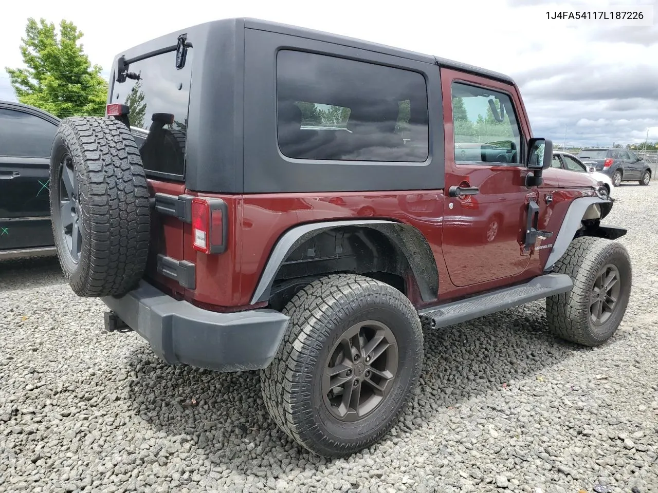 2007 Jeep Wrangler Sahara VIN: 1J4FA54117L187226 Lot: 60746504