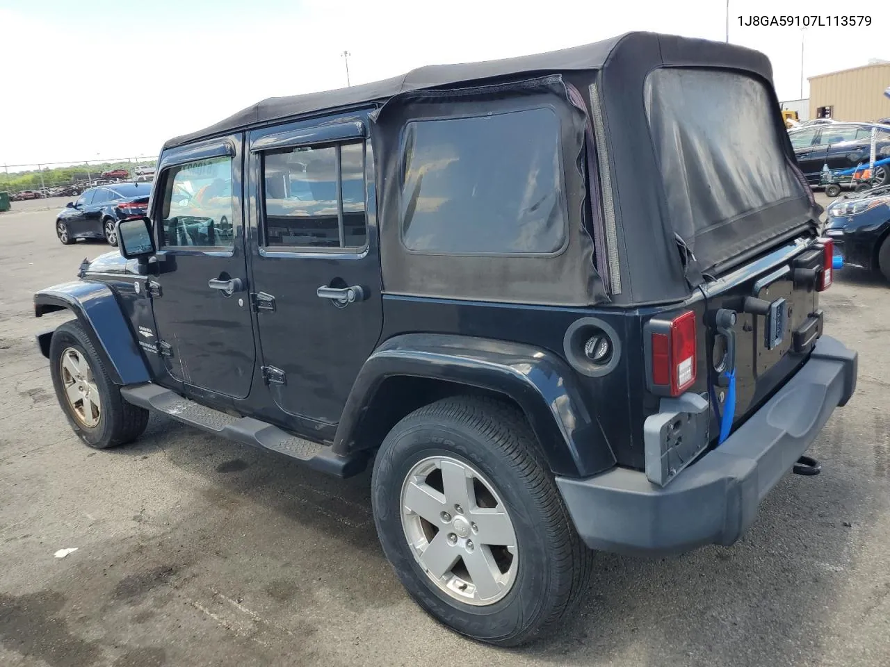 2007 Jeep Wrangler Sahara VIN: 1J8GA59107L113579 Lot: 61032744