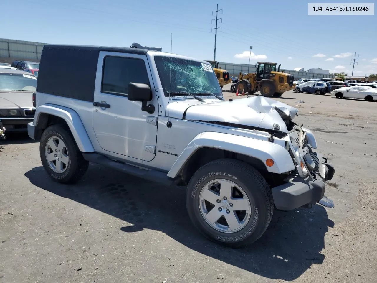 2007 Jeep Wrangler Sahara VIN: 1J4FA54157L180246 Lot: 61526914