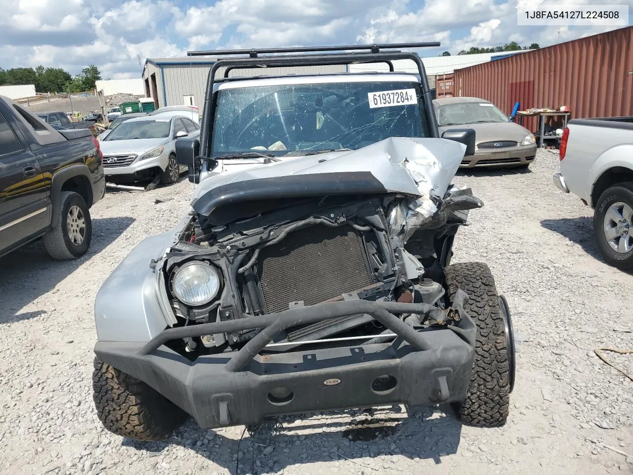 2007 Jeep Wrangler Sahara VIN: 1J8FA54127L224508 Lot: 61937284