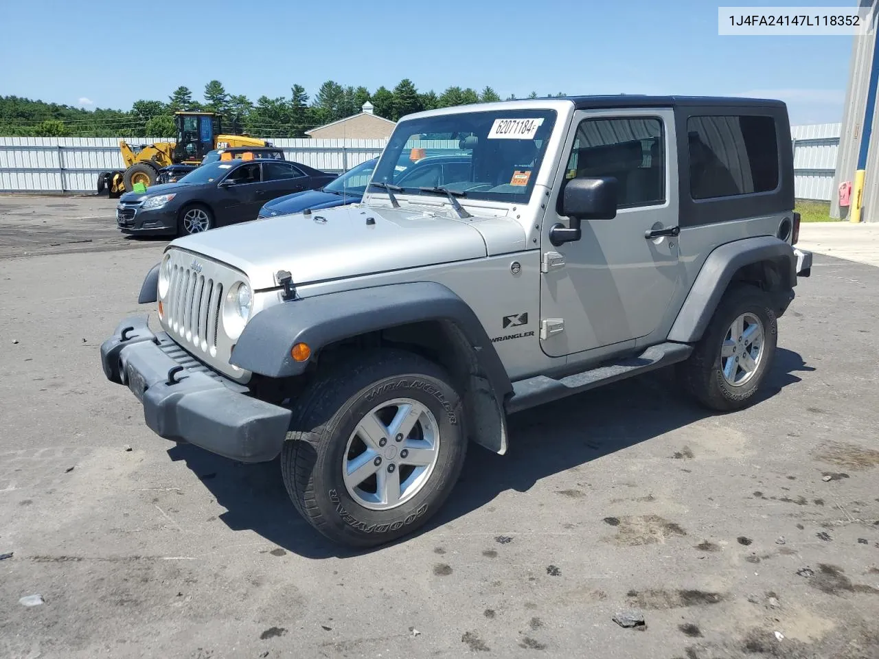 2007 Jeep Wrangler X VIN: 1J4FA24147L118352 Lot: 62071184