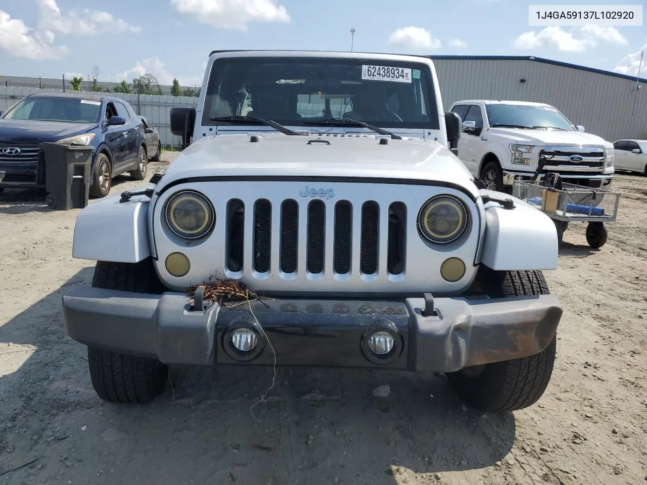 2007 Jeep Wrangler Sahara VIN: 1J4GA59137L102920 Lot: 62438934