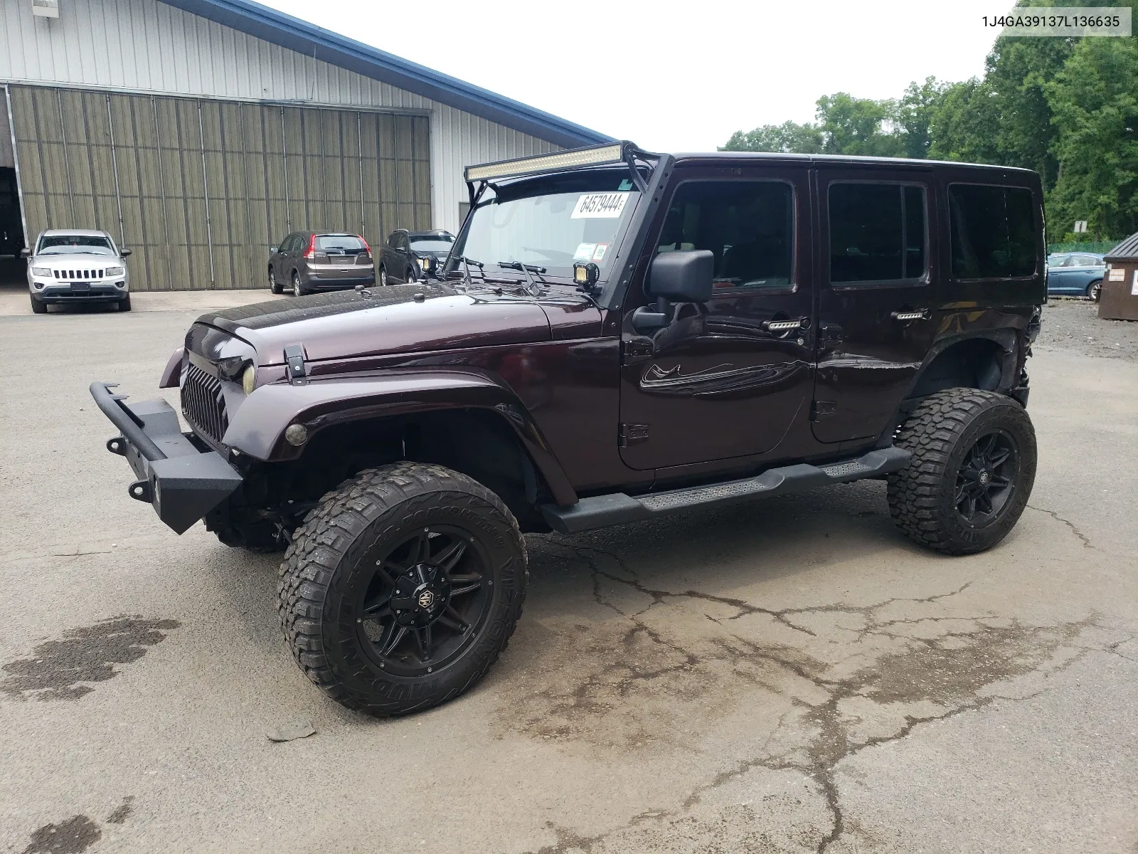 2007 Jeep Wrangler X VIN: 1J4GA39137L136635 Lot: 64579444