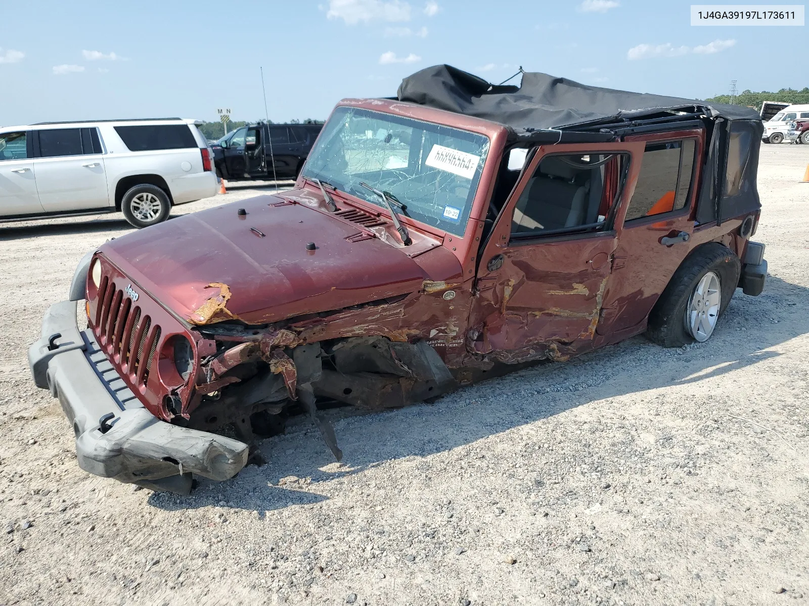 2007 Jeep Wrangler X VIN: 1J4GA39197L173611 Lot: 66896564