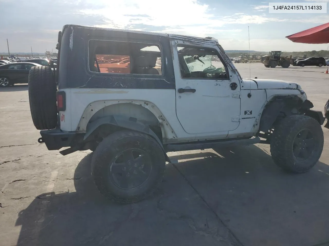 2007 Jeep Wrangler X VIN: 1J4FA24157L114133 Lot: 68287094