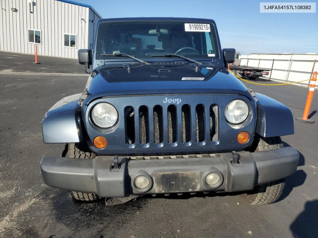 1J4FA54157L108382 2007 Jeep Wrangler Sahara