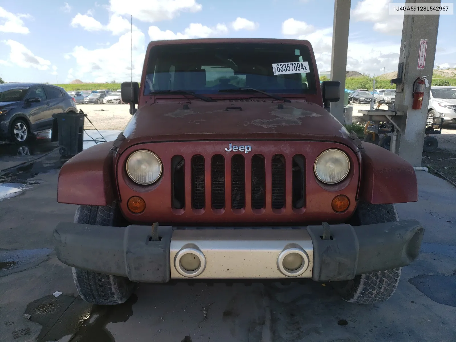 2008 Jeep Wrangler Unlimited Sahara VIN: 1J4GA59128L542967 Lot: 63357094