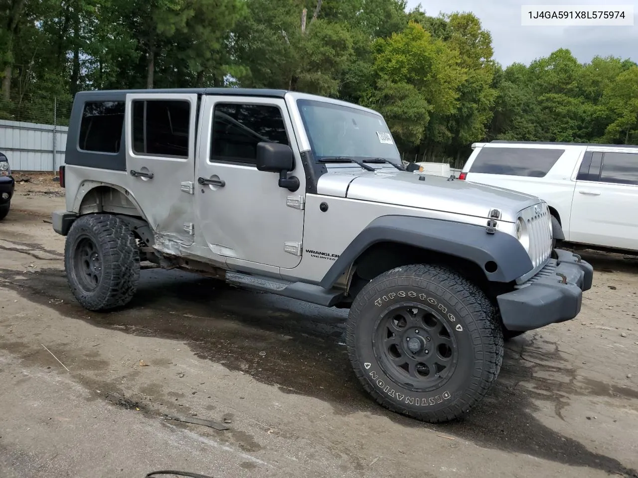 2008 Jeep Wrangler Unlimited Sahara VIN: 1J4GA591X8L575974 Lot: 72024944