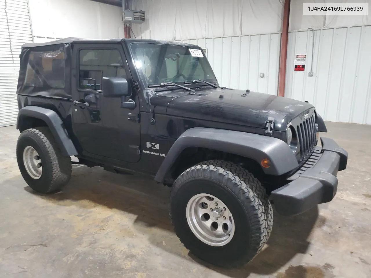 2009 Jeep Wrangler X VIN: 1J4FA24169L766939 Lot: 59516734