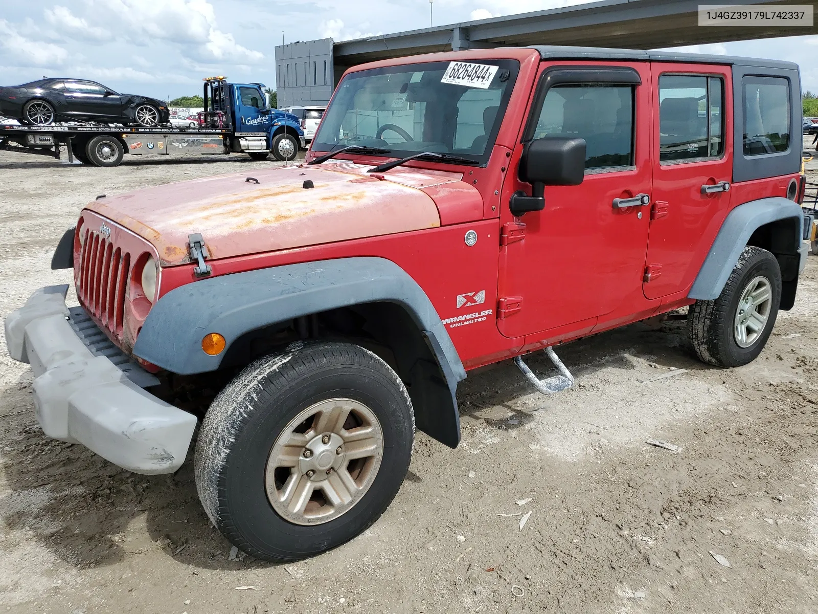 2009 Jeep Wrangler Unlimited X VIN: 1J4GZ39179L742337 Lot: 68264844