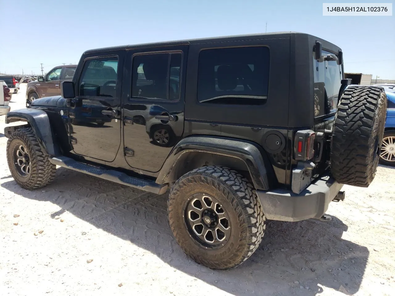 1J4BA5H12AL102376 2010 Jeep Wrangler Unlimited Sahara