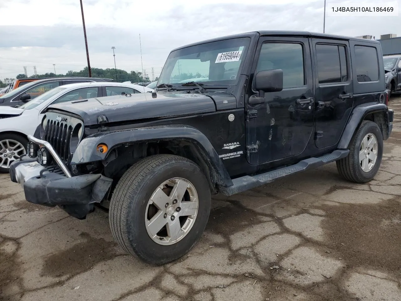 2010 Jeep Wrangler Unlimited Sahara VIN: 1J4BA5H10AL186469 Lot: 61959044