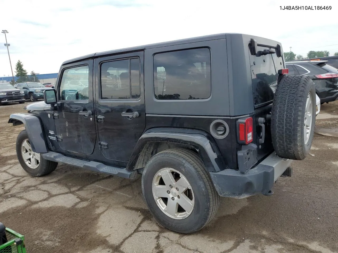 2010 Jeep Wrangler Unlimited Sahara VIN: 1J4BA5H10AL186469 Lot: 61959044