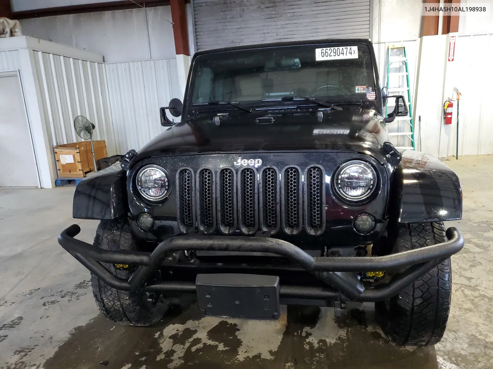 2010 Jeep Wrangler Unlimited Sahara VIN: 1J4HA5H10AL198938 Lot: 66290474