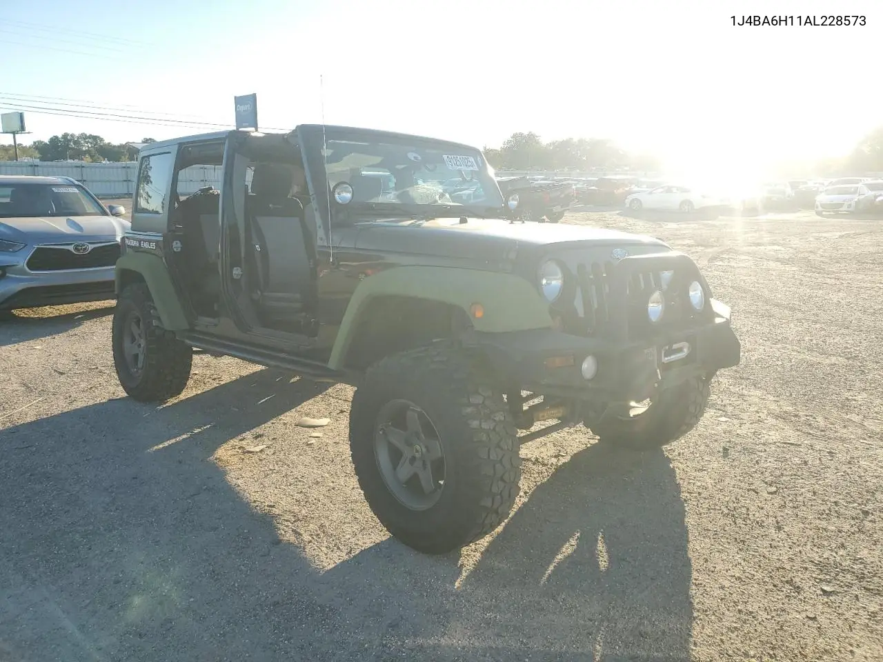 1J4BA6H11AL228573 2010 Jeep Wrangler Unlimited Rubicon