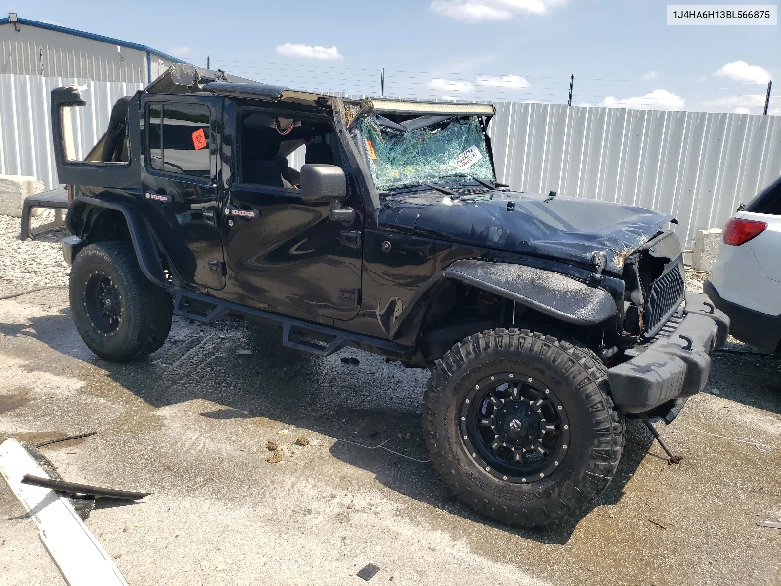 1J4HA6H13BL566875 2011 Jeep Wrangler Unlimited Rubicon