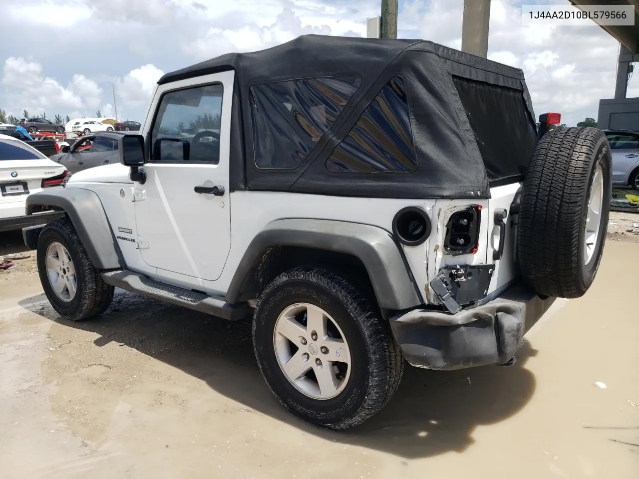 1J4AA2D10BL579566 2011 Jeep Wrangler Sport