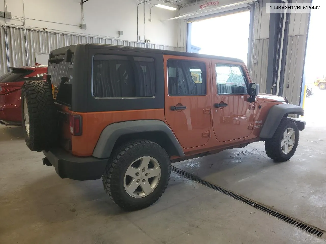 2011 Jeep Wrangler Unlimited Sport VIN: 1J4BA3H12BL516442 Lot: 69993584