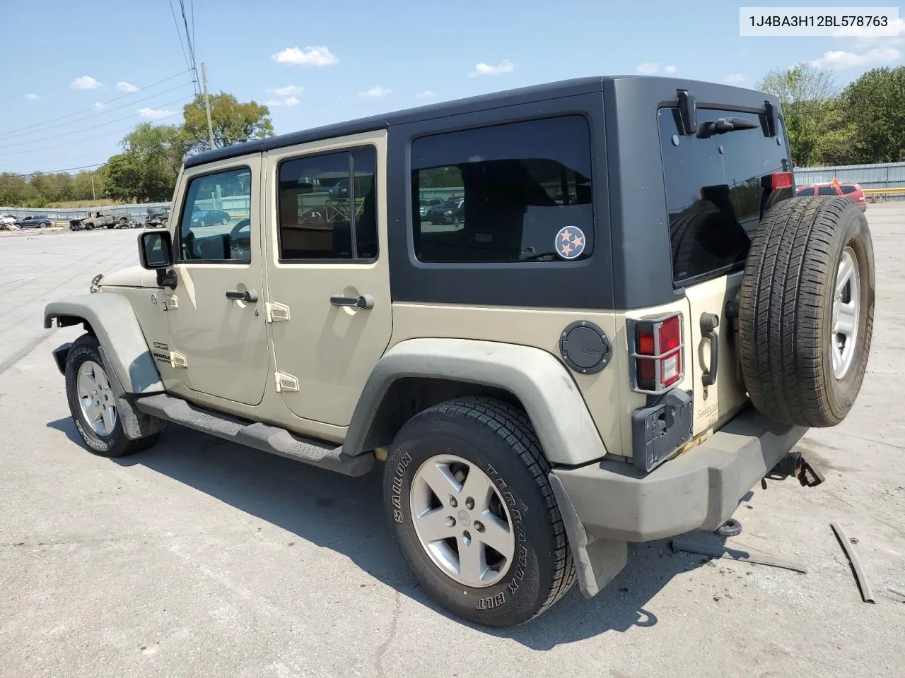 1J4BA3H12BL578763 2011 Jeep Wrangler Unlimited Sport