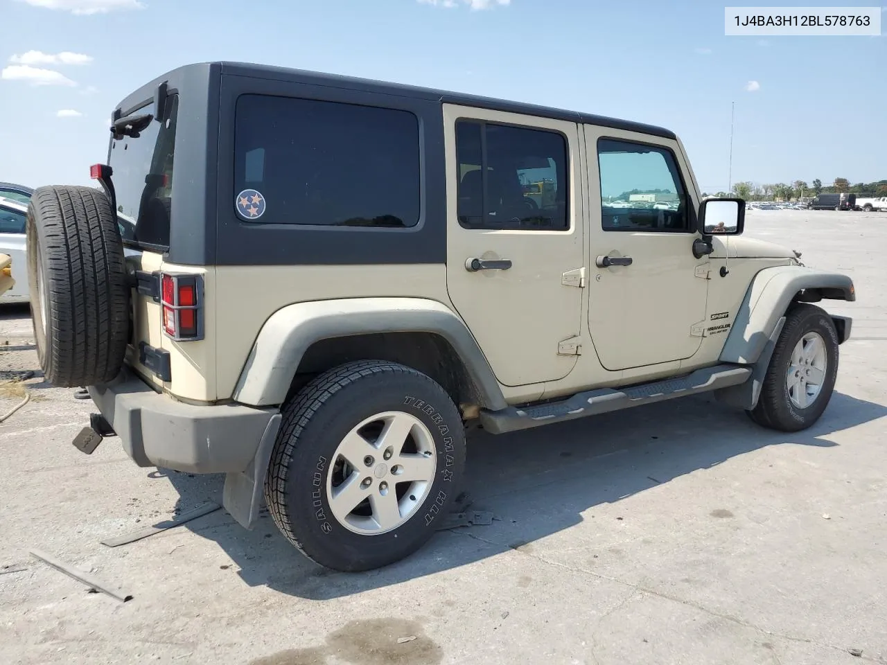 2011 Jeep Wrangler Unlimited Sport VIN: 1J4BA3H12BL578763 Lot: 70437774