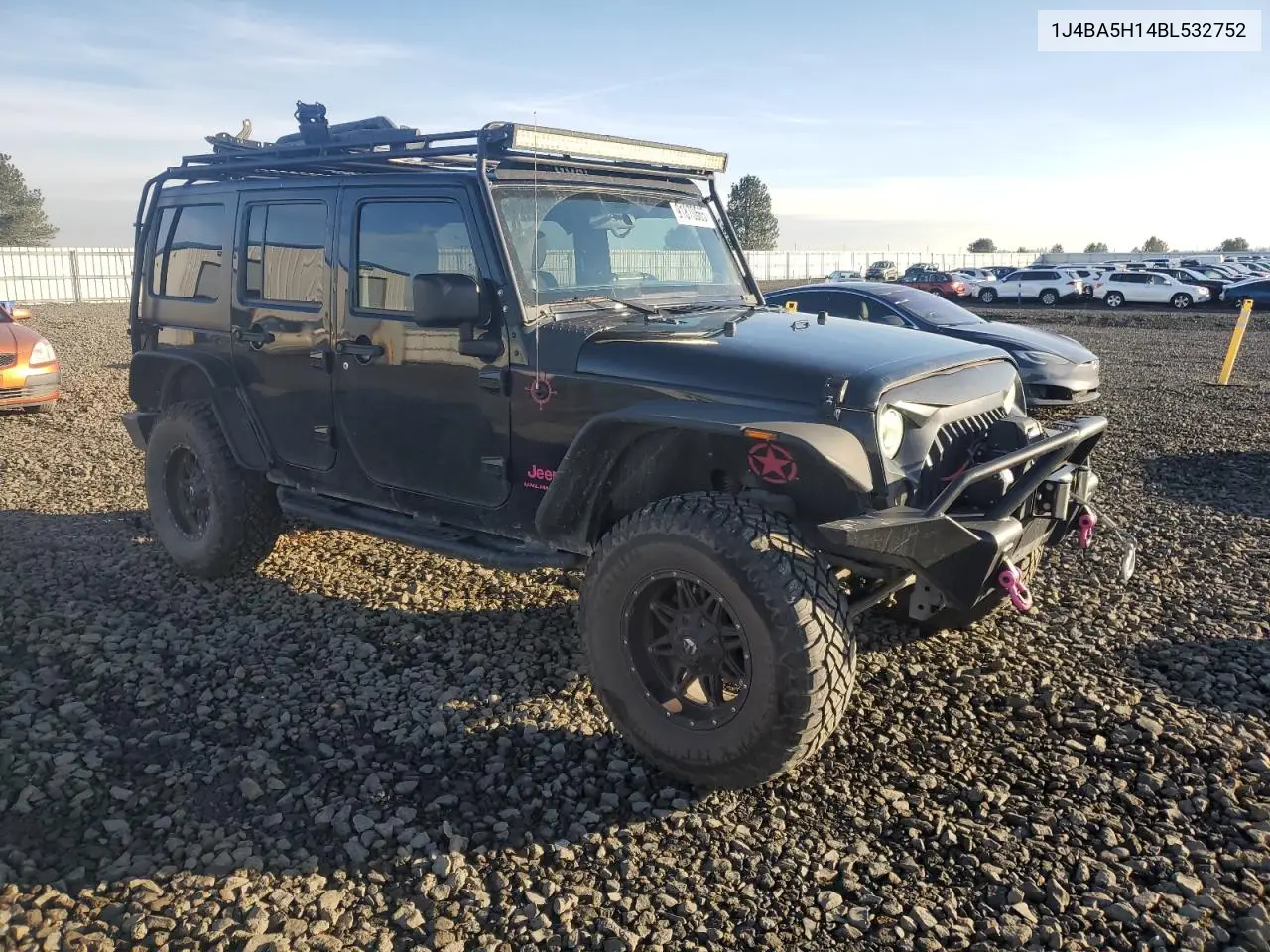 1J4BA5H14BL532752 2011 Jeep Wrangler Unlimited Sahara