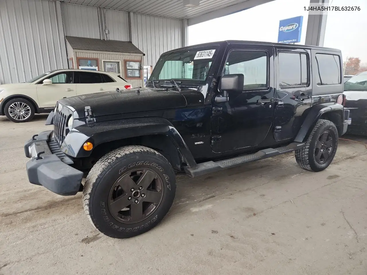 1J4HA5H17BL632676 2011 Jeep Wrangler Unlimited Sahara