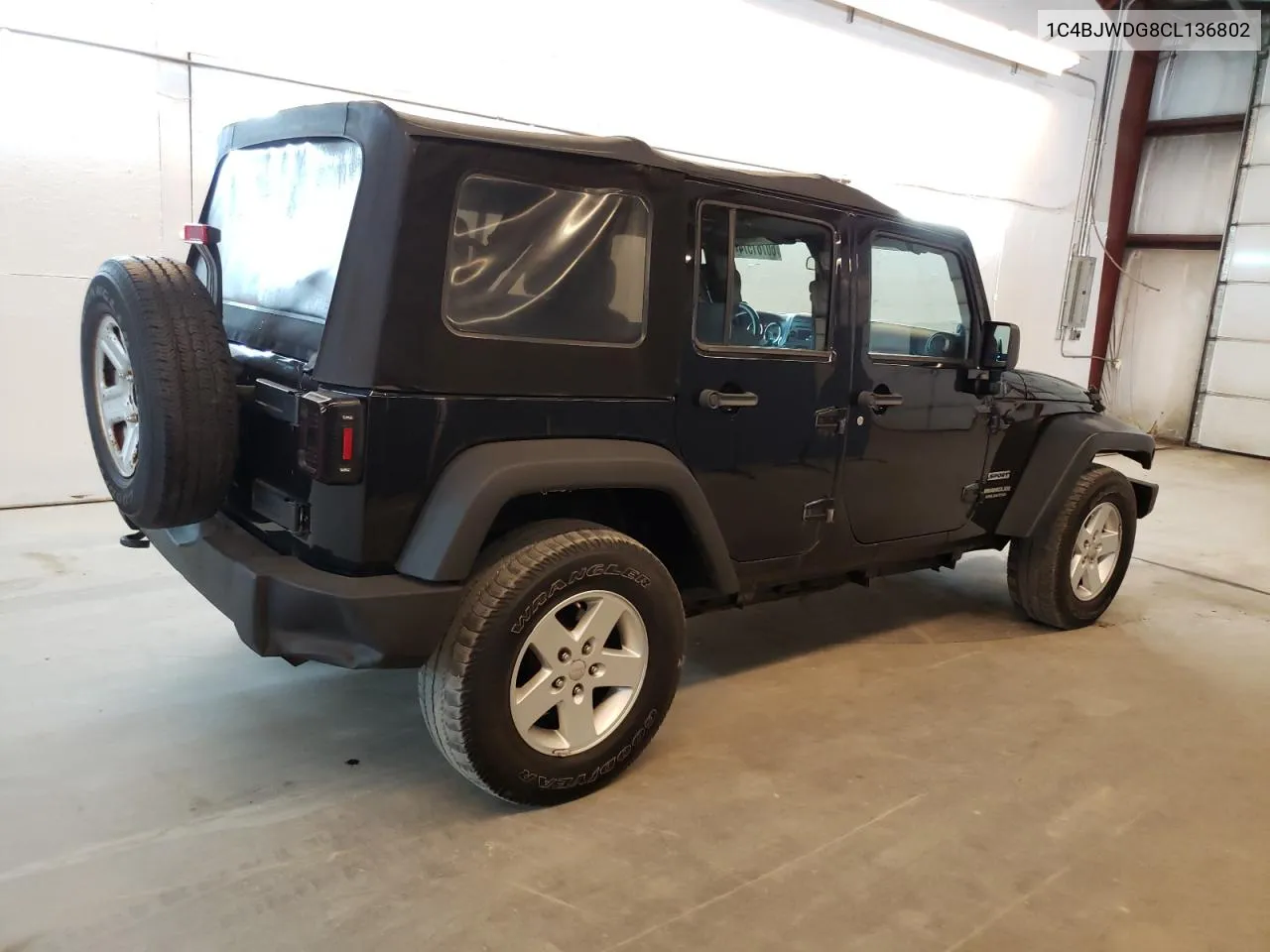 1C4BJWDG8CL136802 2012 Jeep Wrangler Unlimited Sport