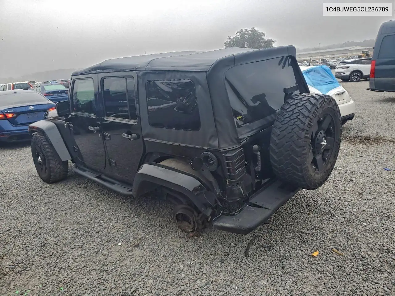 1C4BJWEG5CL236709 2012 Jeep Wrangler Unlimited Sahara