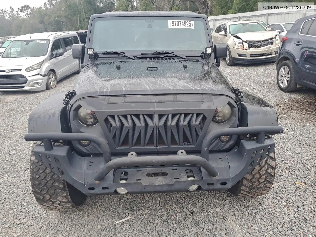 1C4BJWEG5CL236709 2012 Jeep Wrangler Unlimited Sahara