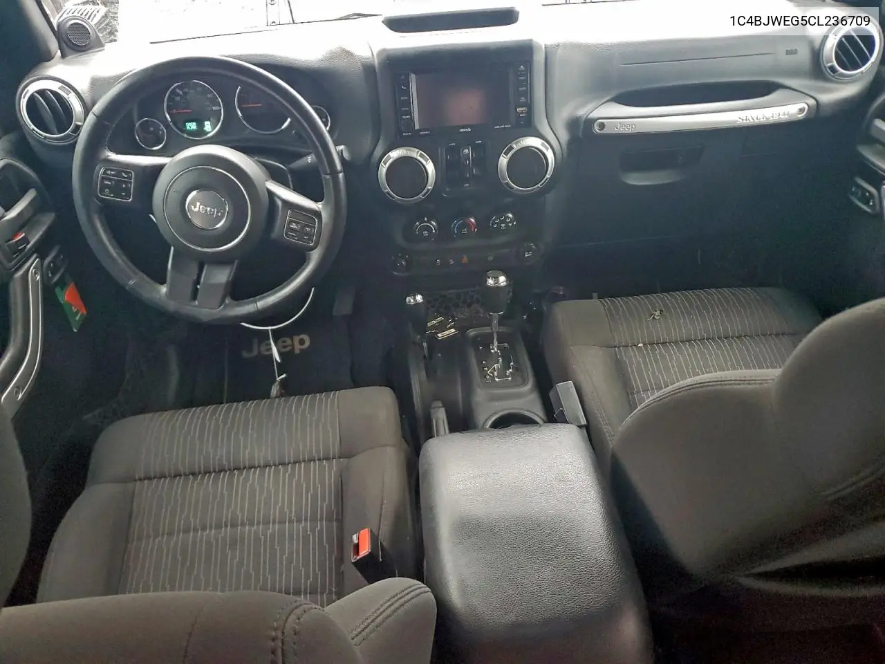 1C4BJWEG5CL236709 2012 Jeep Wrangler Unlimited Sahara