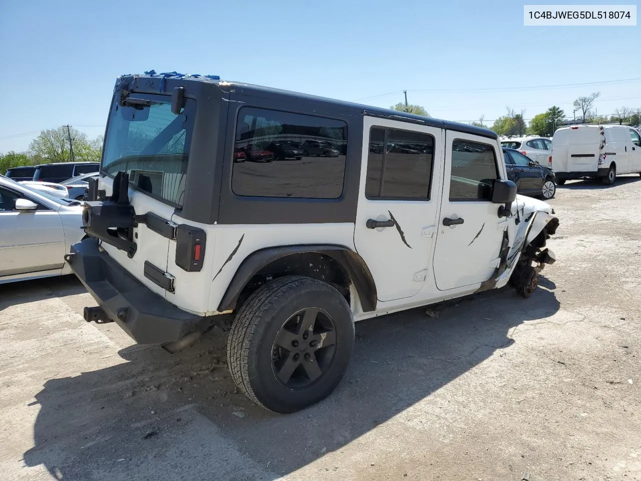 1C4BJWEG5DL518074 2013 Jeep Wrangler Unlimited Sahara