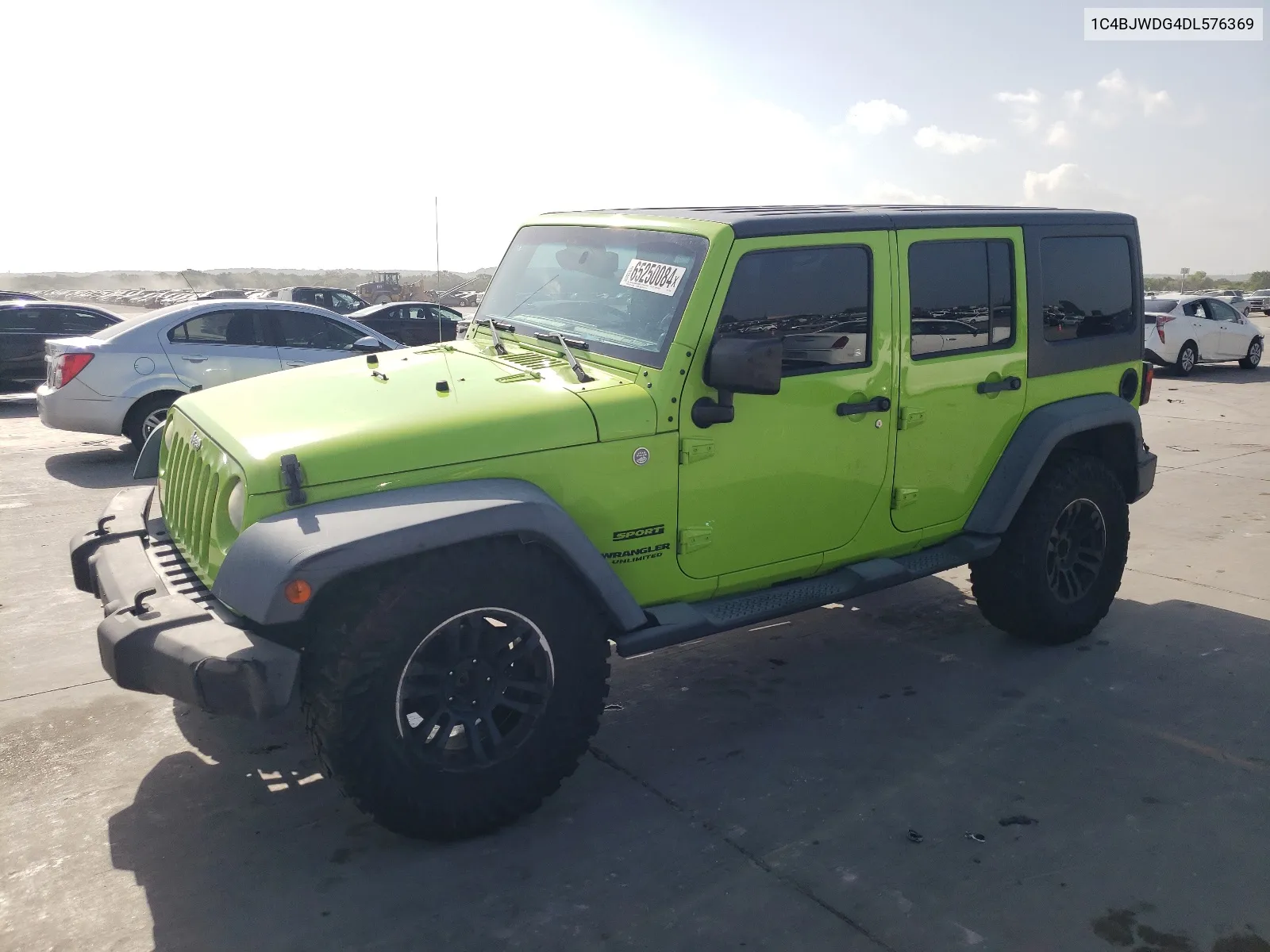 1C4BJWDG4DL576369 2013 Jeep Wrangler Unlimited Sport