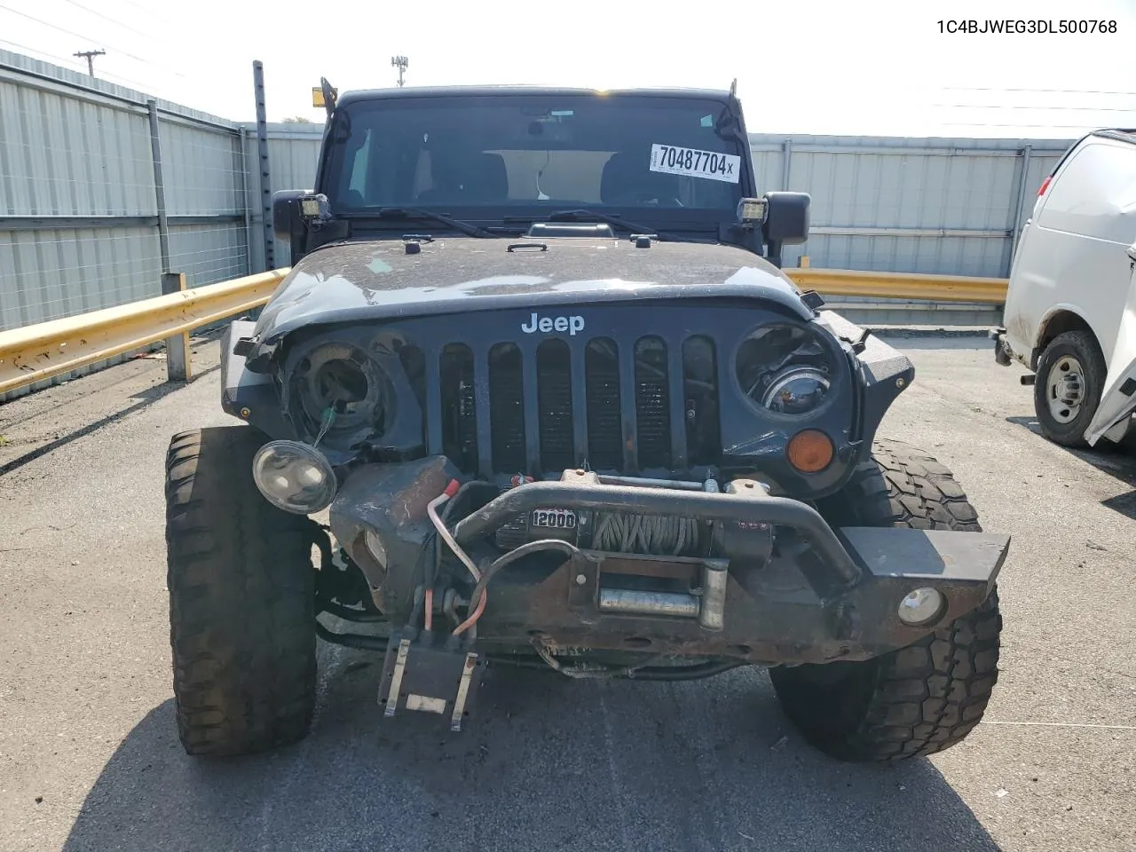 1C4BJWEG3DL500768 2013 Jeep Wrangler Unlimited Sahara