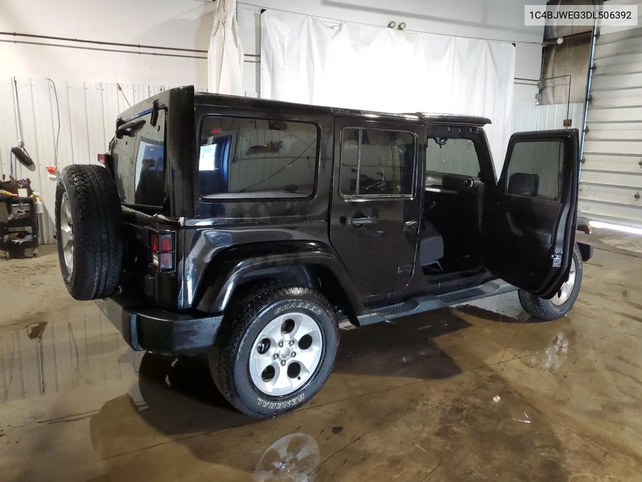 2013 Jeep Wrangler Unlimited Sahara VIN: 1C4BJWEG3DL506392 Lot: 70587224