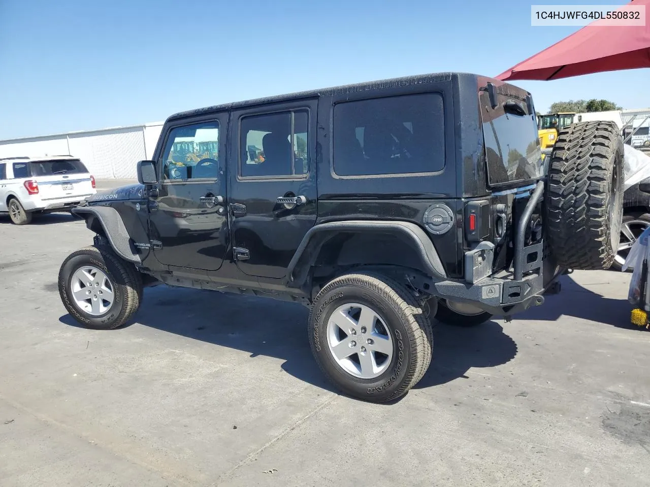 1C4HJWFG4DL550832 2013 Jeep Wrangler Unlimited Rubicon