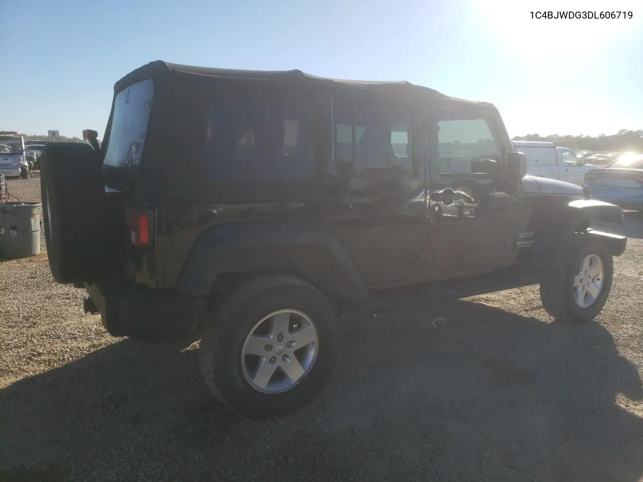 2013 Jeep Wrangler Unlimited Sport VIN: 1C4BJWDG3DL606719 Lot: 74816223