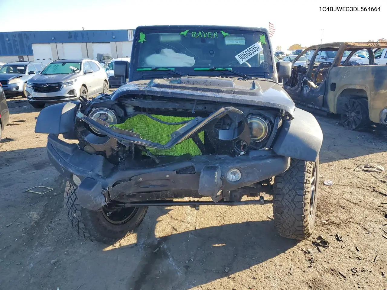 1C4BJWEG3DL564664 2013 Jeep Wrangler Unlimited Sahara