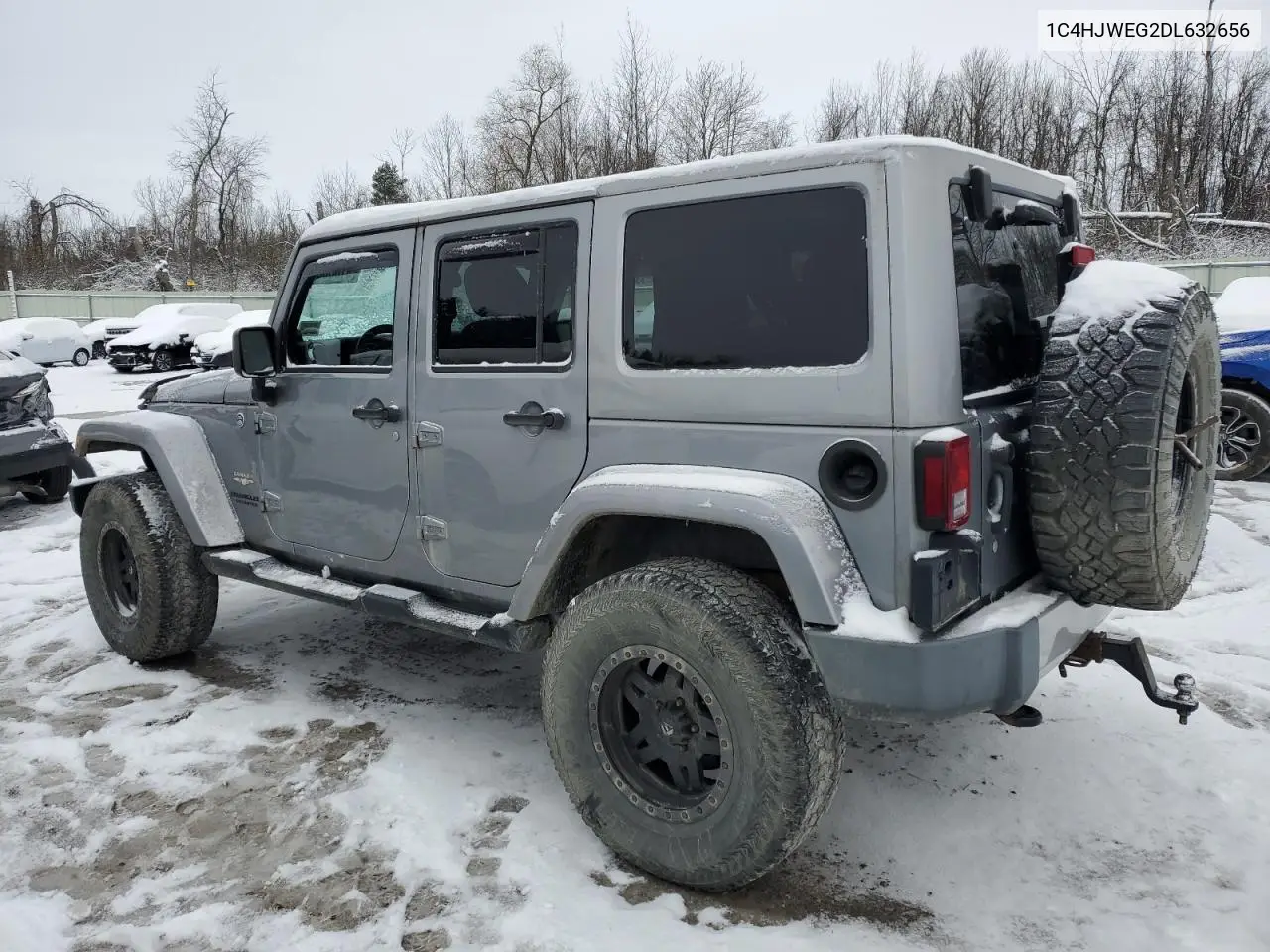 1C4HJWEG2DL632656 2013 Jeep Wrangler Unlimited Sahara