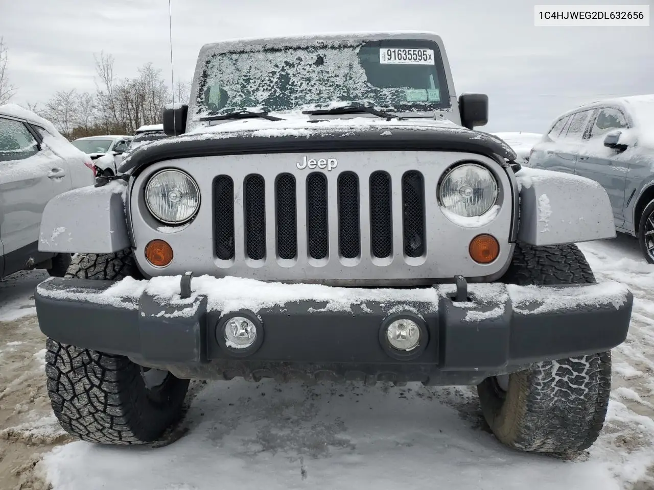 1C4HJWEG2DL632656 2013 Jeep Wrangler Unlimited Sahara